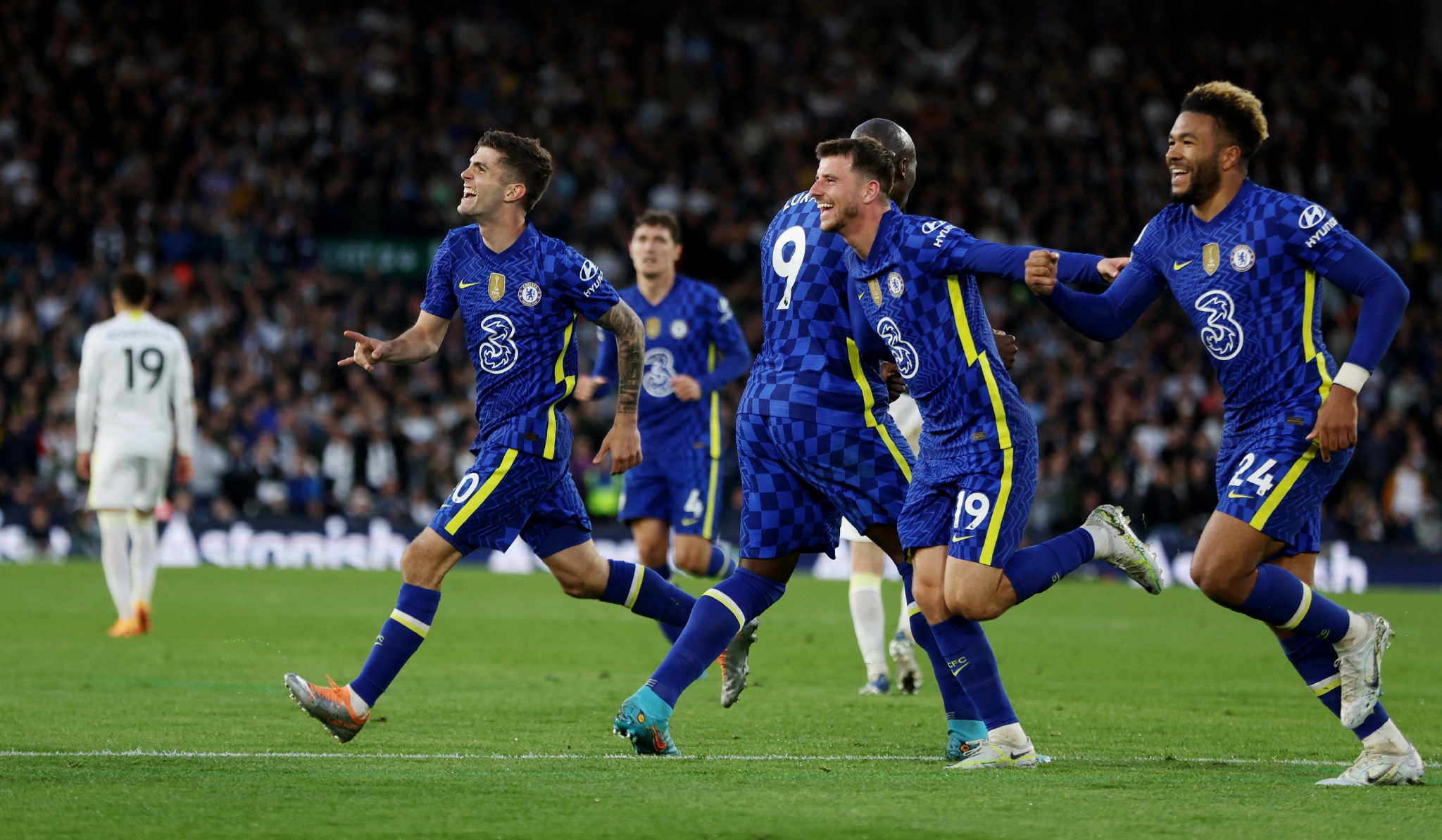 sports-marketing-hero